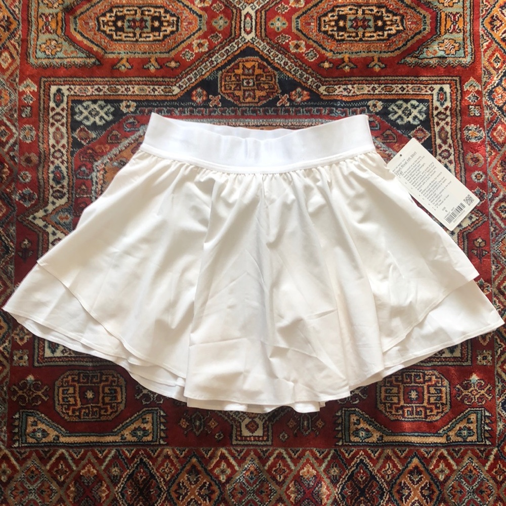 Lululemon court rival tall